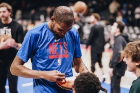 爱游戏-包含塔图姆在TES比赛中出色防守，险胜引发热议！引发球迷热议的词条