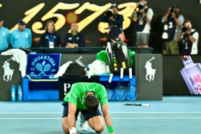 AYX-德约科维奇遭遇十二连败，C9教练面临压力！的简单介绍